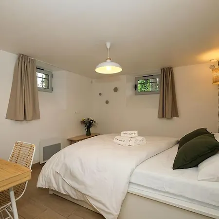 L'eucalyptus Avec Parking & Wifi Quincy-Voisins